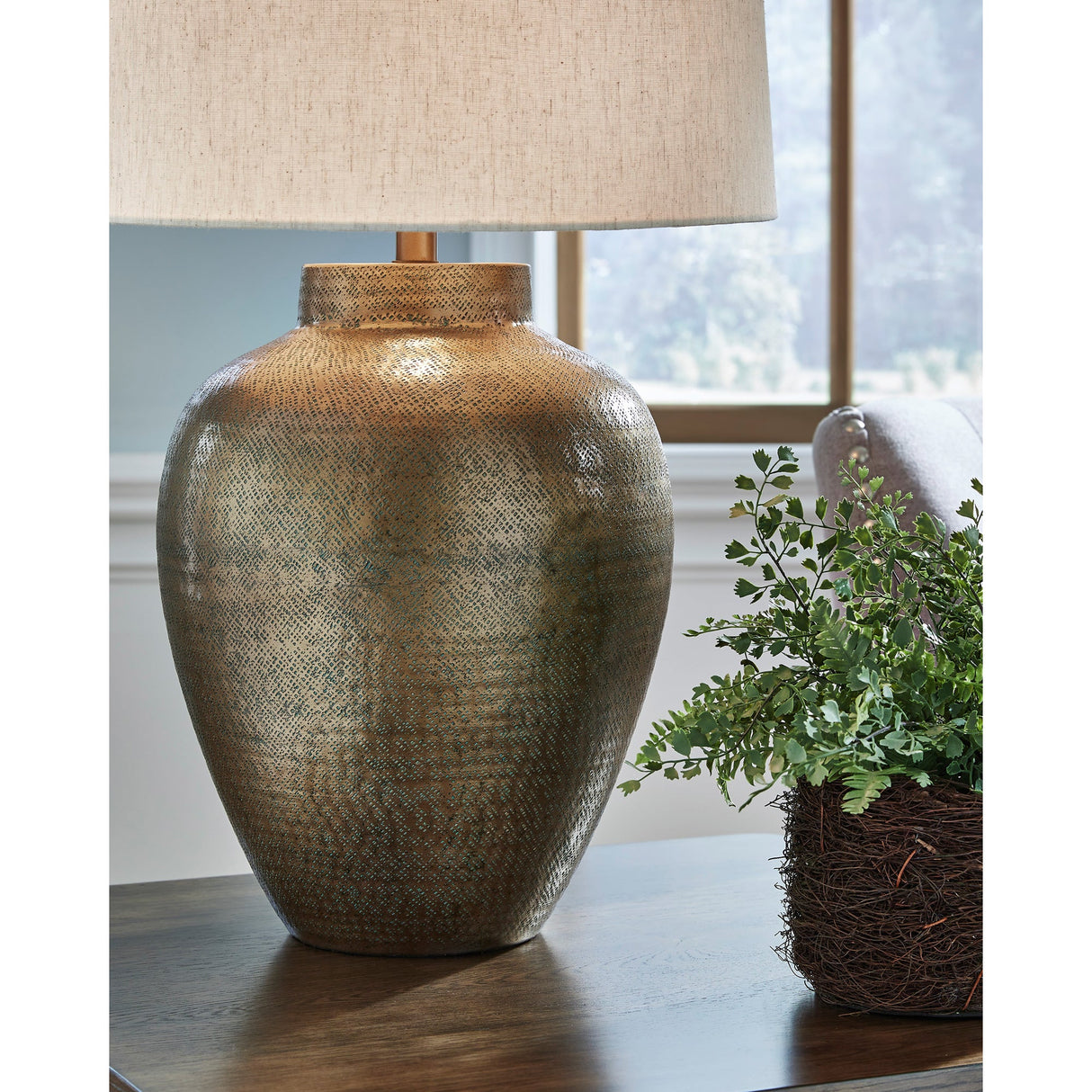 Madney Table Lamp
