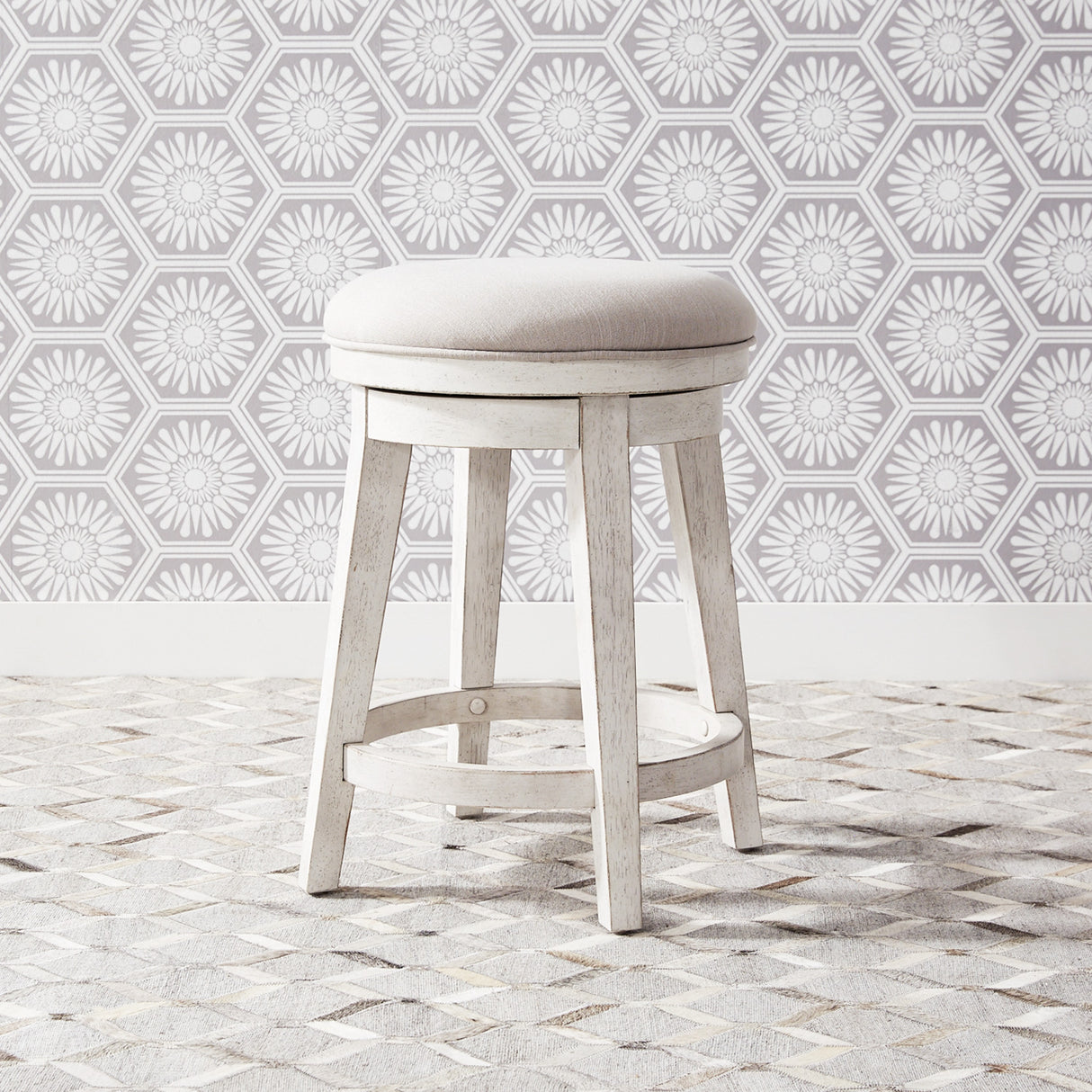 Modern Farmhouse Console Swivel Stool - QK1090597_LIBF_LF1_RM
