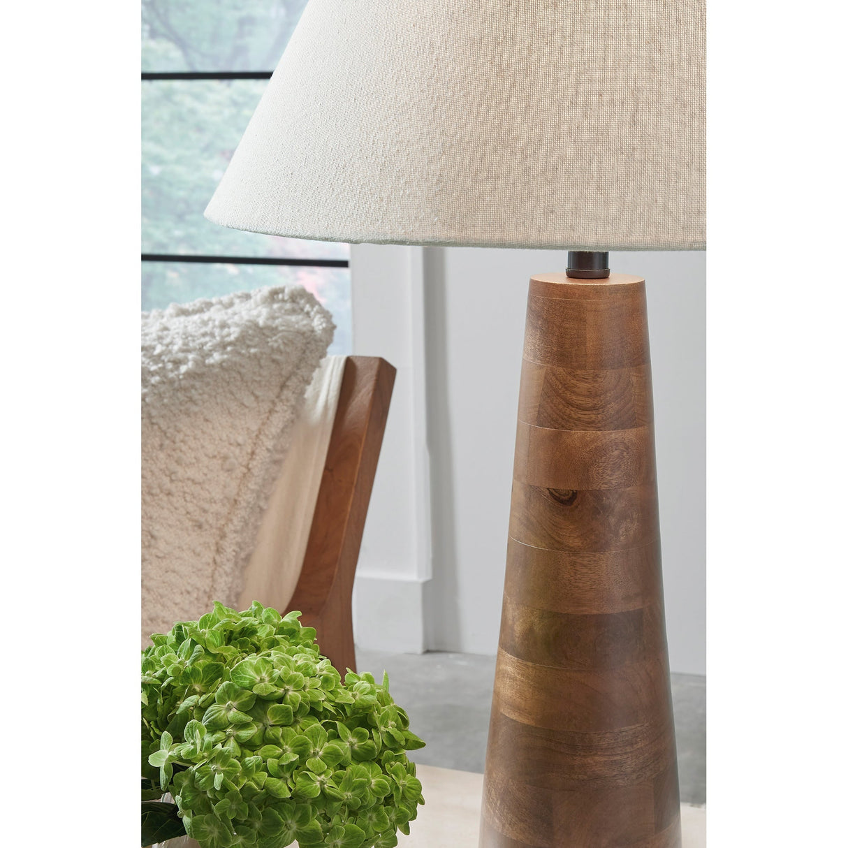 Detail view of Danset Brown Table Lamp