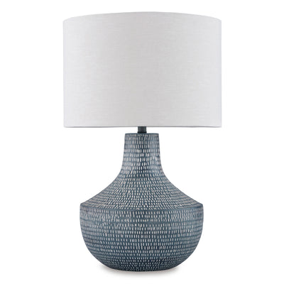 Schylarmont Table Lamp