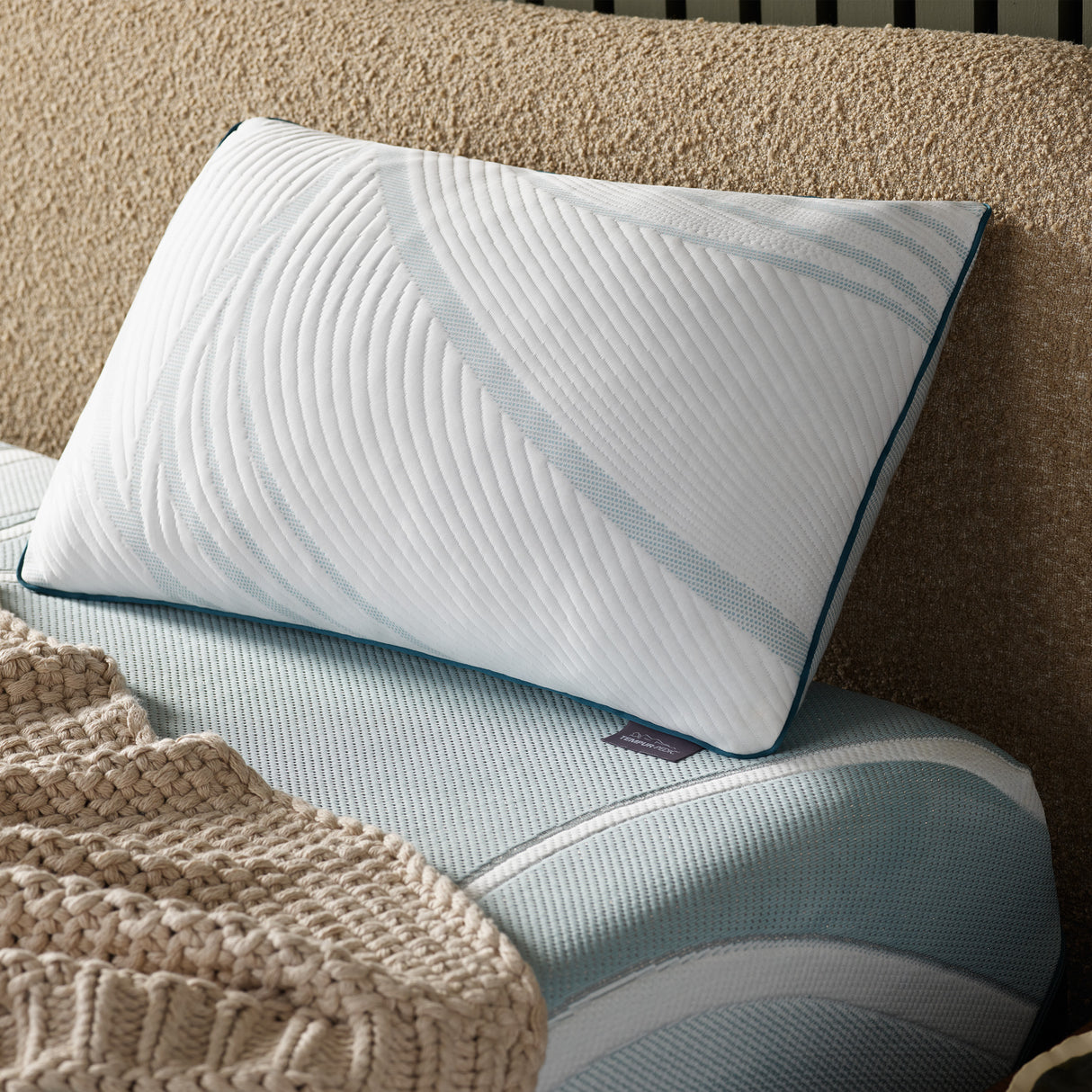 Tempur-Pedic Adapt ProAdjust 2 Pillow - QK1092529_TEMU_LF1_RM