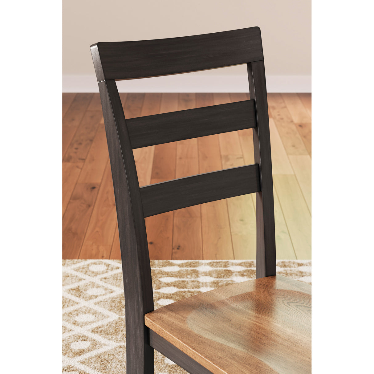 Gesthaven Chair