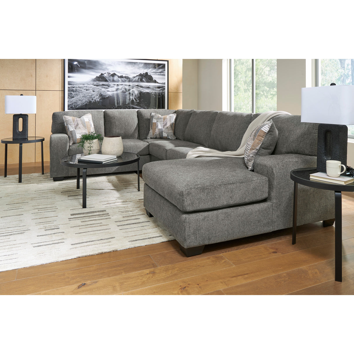 Seyler Lane 3 Piece Right Chaise Sectional