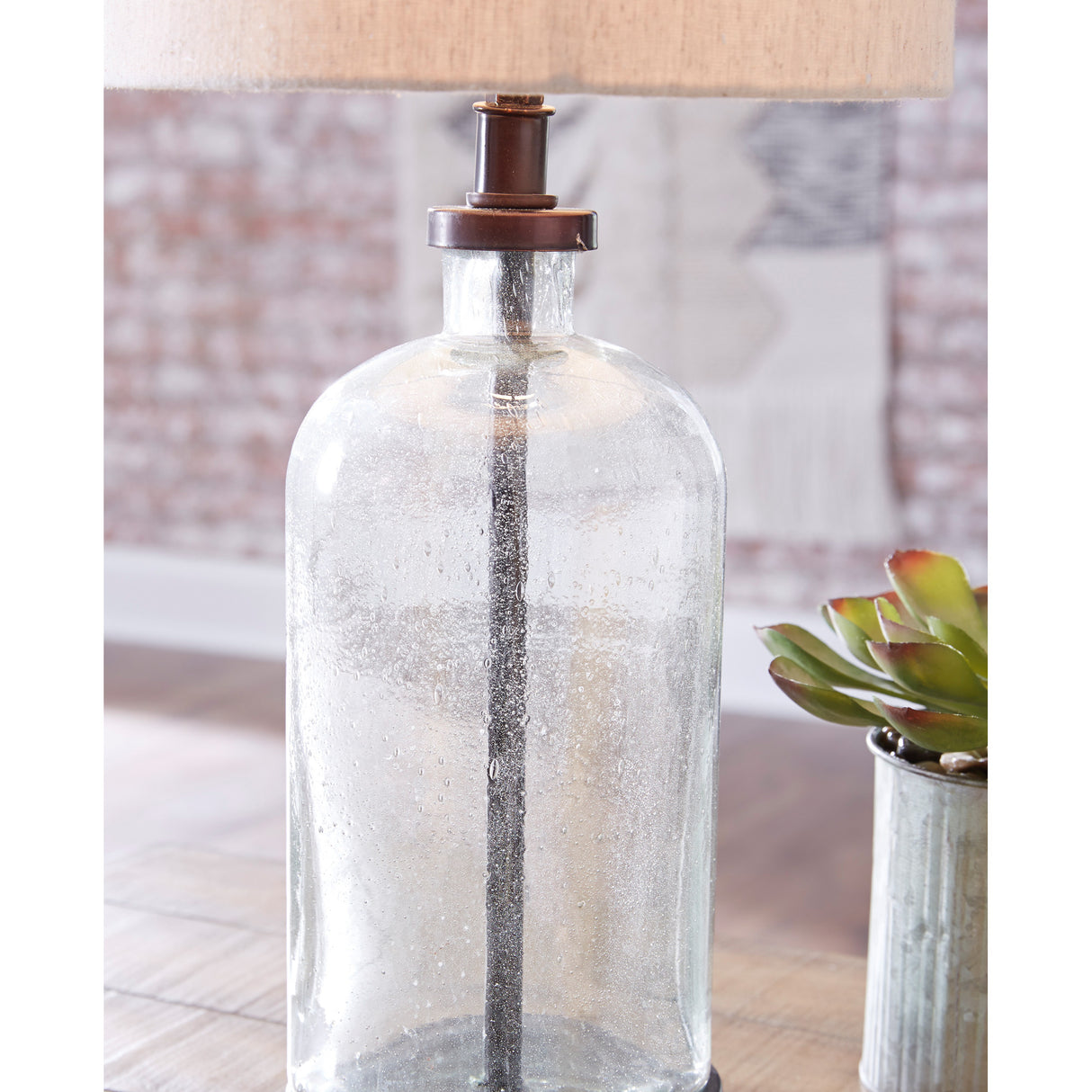 Bandile Table Lamp