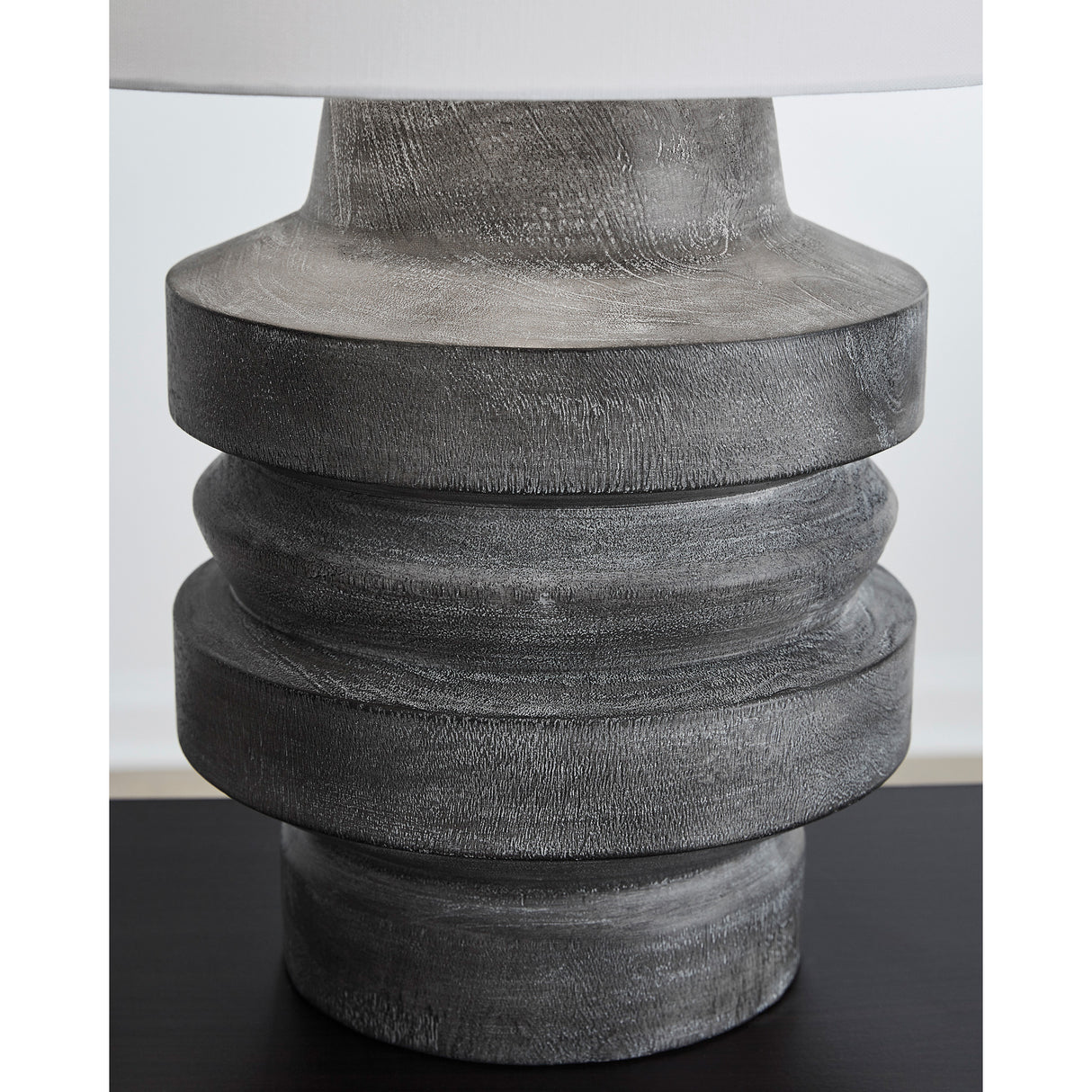 Wahida Table Lamp