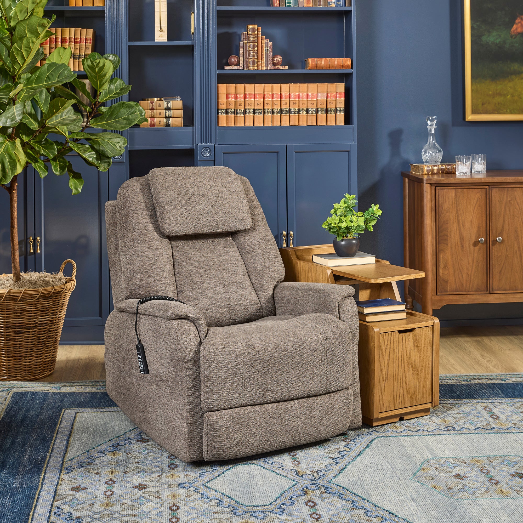 Zecliner Model 3+ Petite Lift Recliner – Slumberland