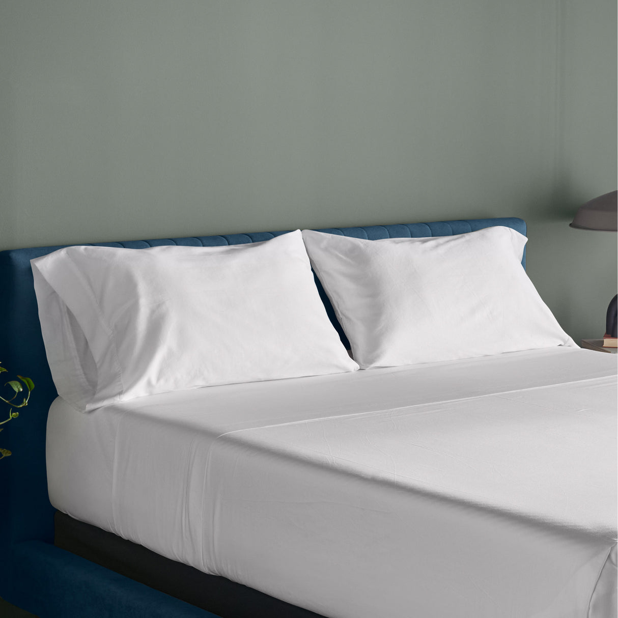 Room setting 2 featuring Tempur-Adapt White King Luxe Egyptian Cotton Pillowcases