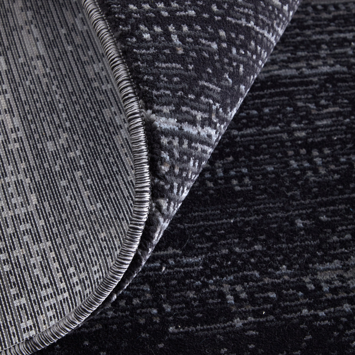 Swatch for the 9'x13' Rugs Charcoal Deja 39PJF Rug