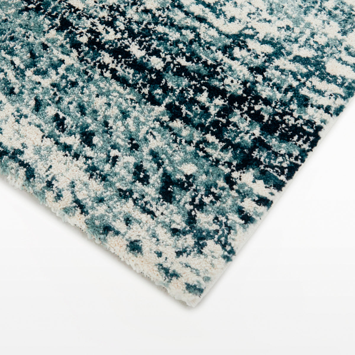 Front right view of Samuel Blue 8x10 Rug