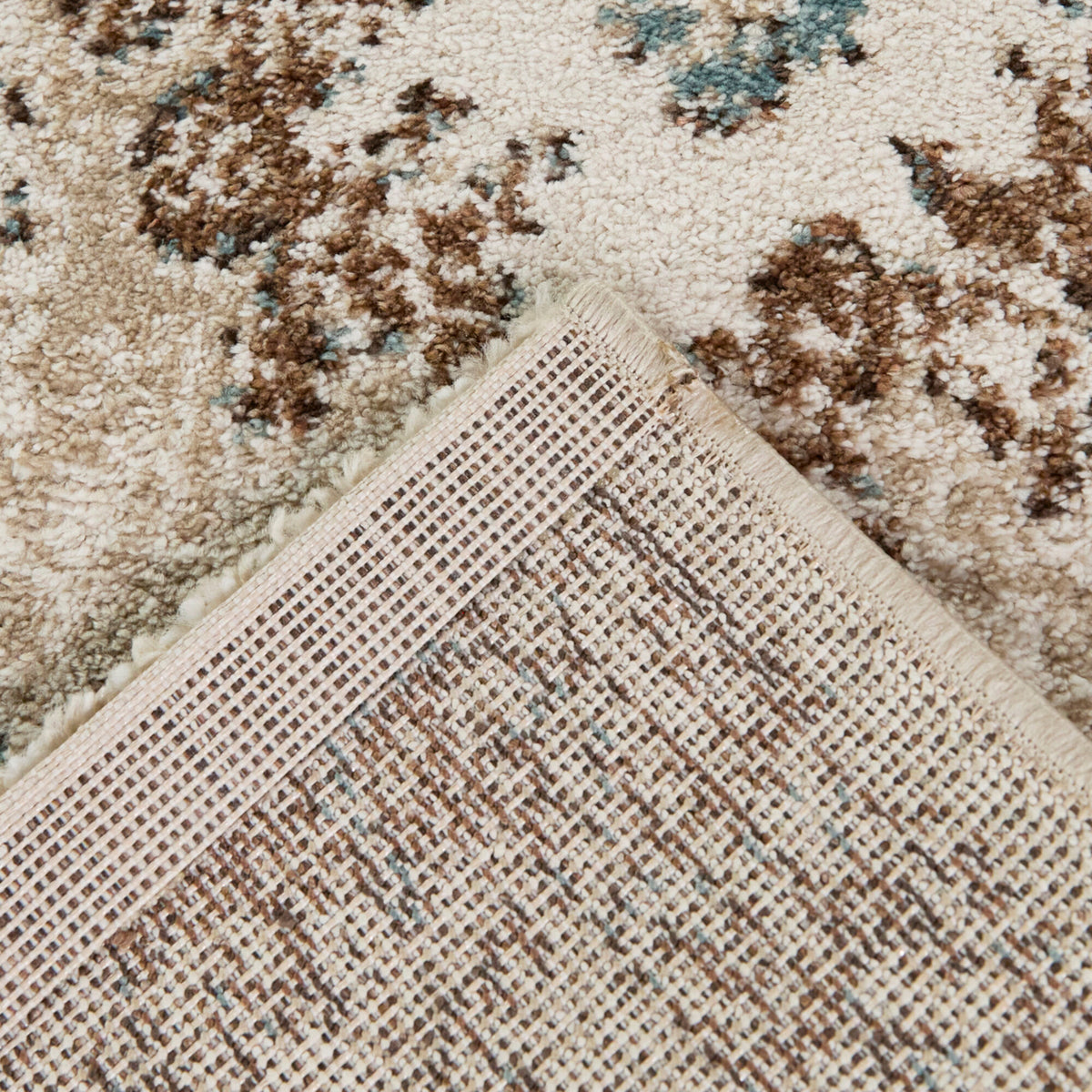 Back view of Annan Cream 5x8 Rug