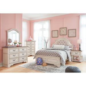 Realyn Bed - QK986586_ASHL_LF3_RM
