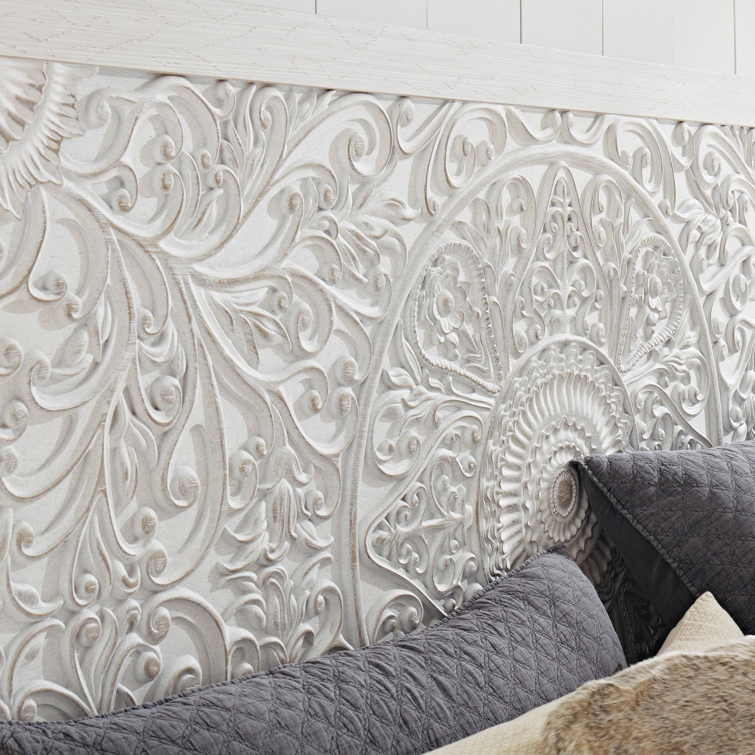 Paxberry Bed - QK1024602_ASHL_SW1_SW