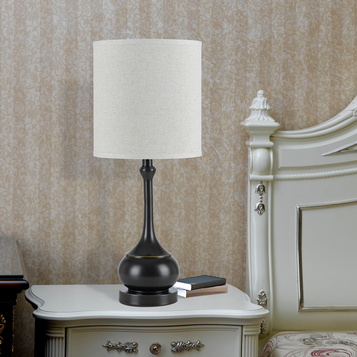 Tarpon Table Lamp - QK1028334_CALG_LF1_RM