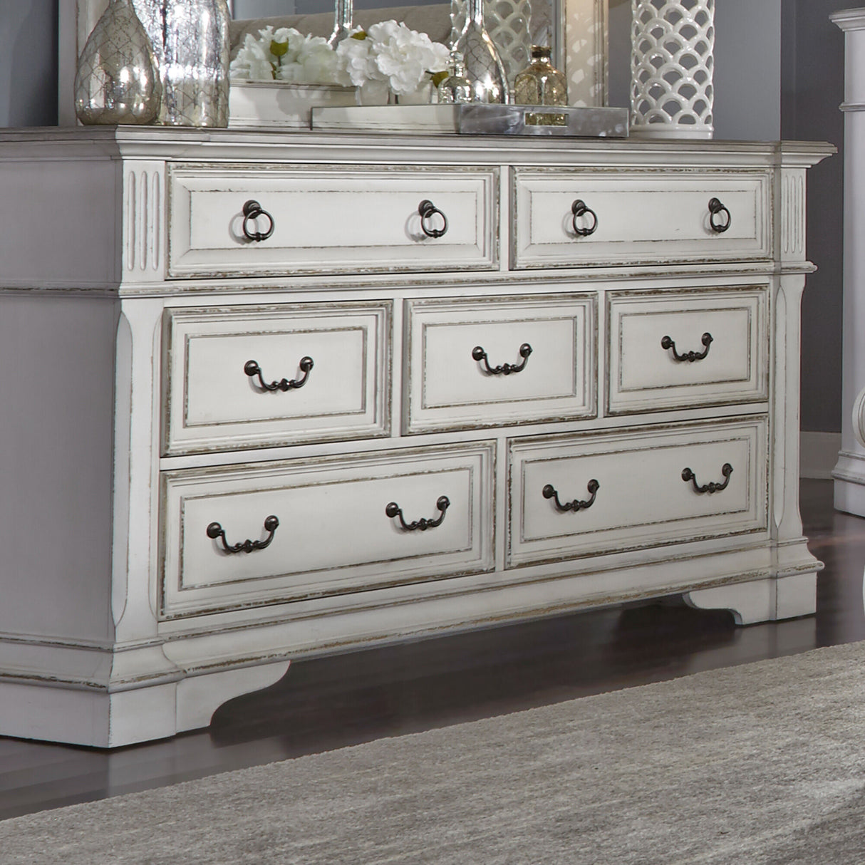 Abbey Park Dresser - QK1032073_LIBF_LF1_RM