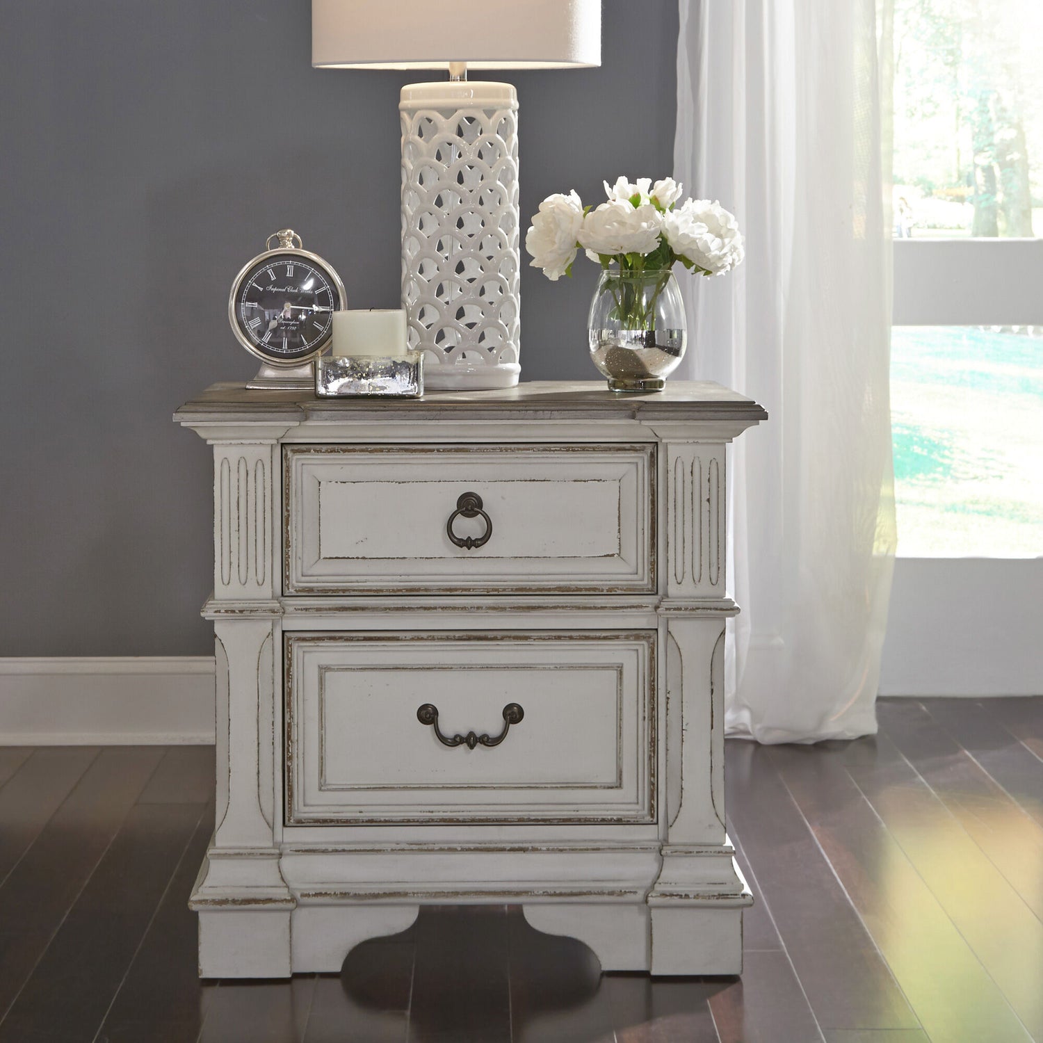 Abbey Park Nightstand - QK1032075_LIBF_LF1_RM