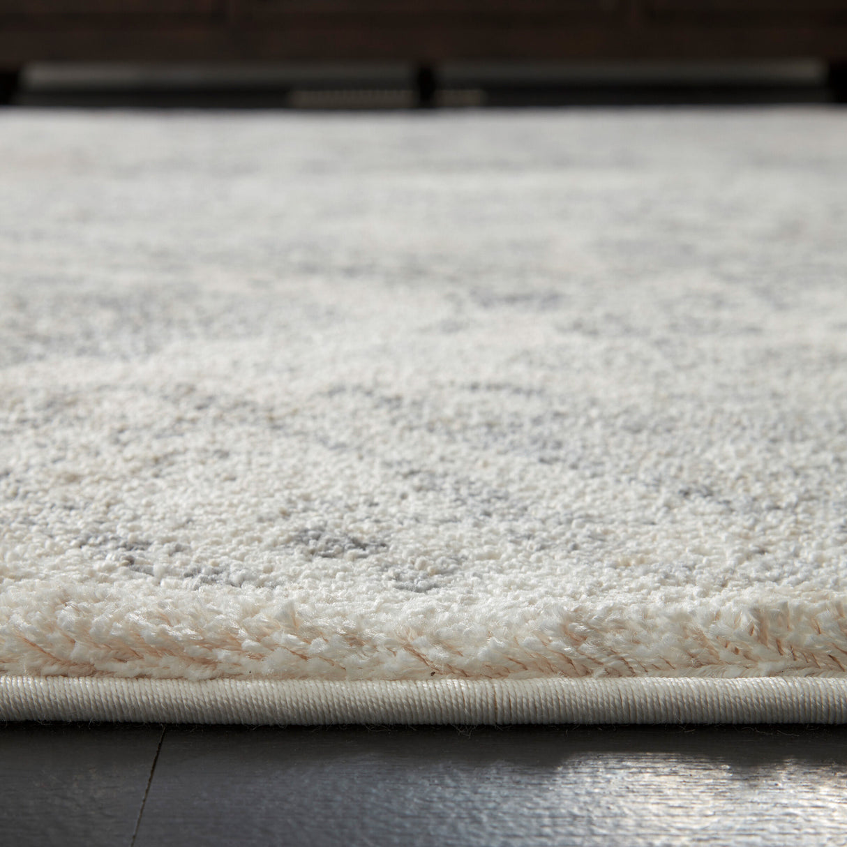 Precia Gray Rug - QK1034186_ASHL_SW1_SW