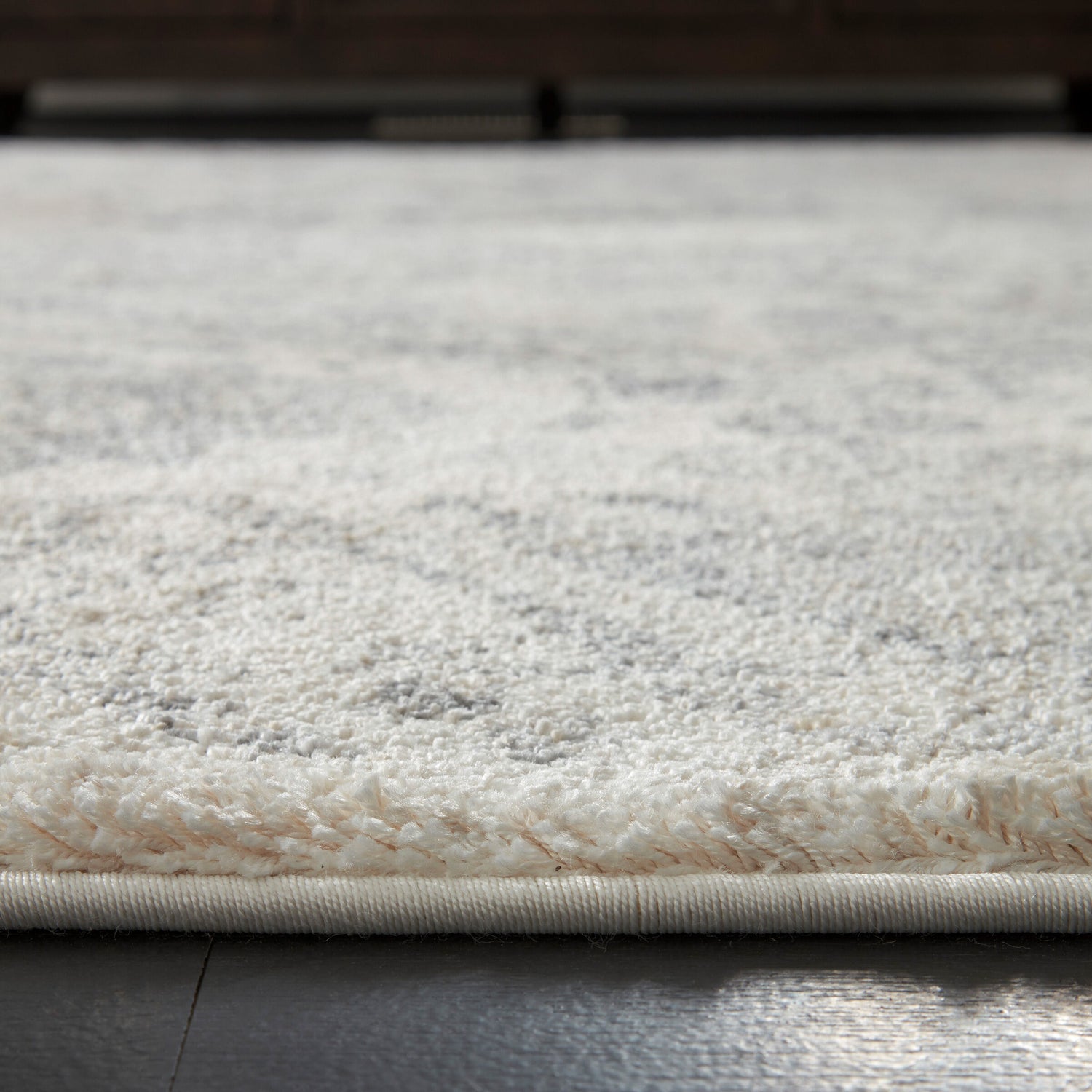 Precia Gray Rug - QK1034187_ASHL_SW1_SW