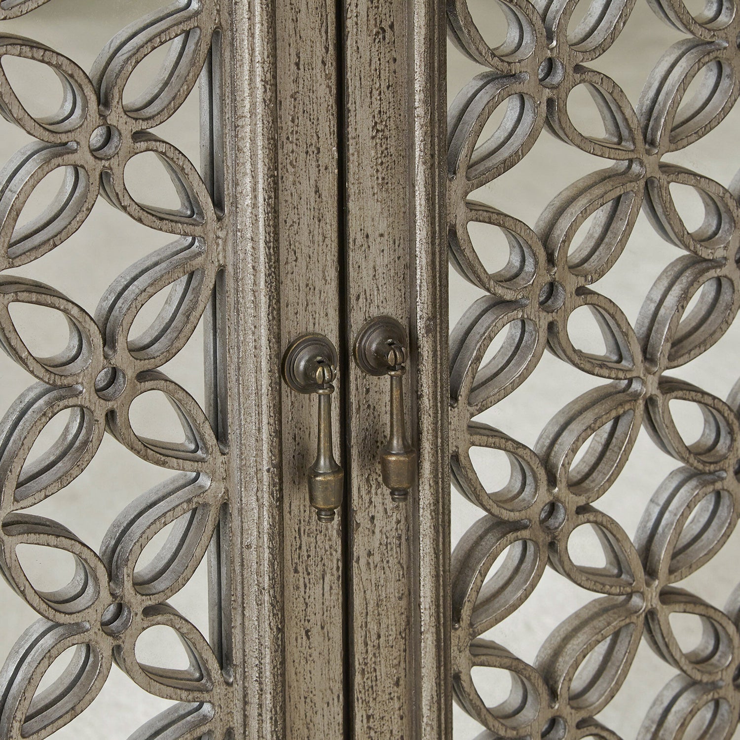 Westridge 3 Door Accent Cabinet - QK1034517_LIBF_IS2_OL