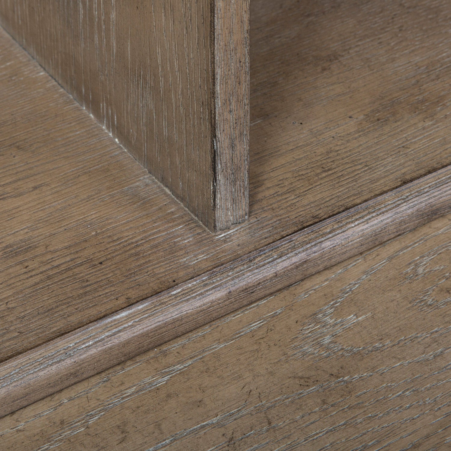 Simply Elegant Bookcase - QK1034534_LIBF_IS2_OL