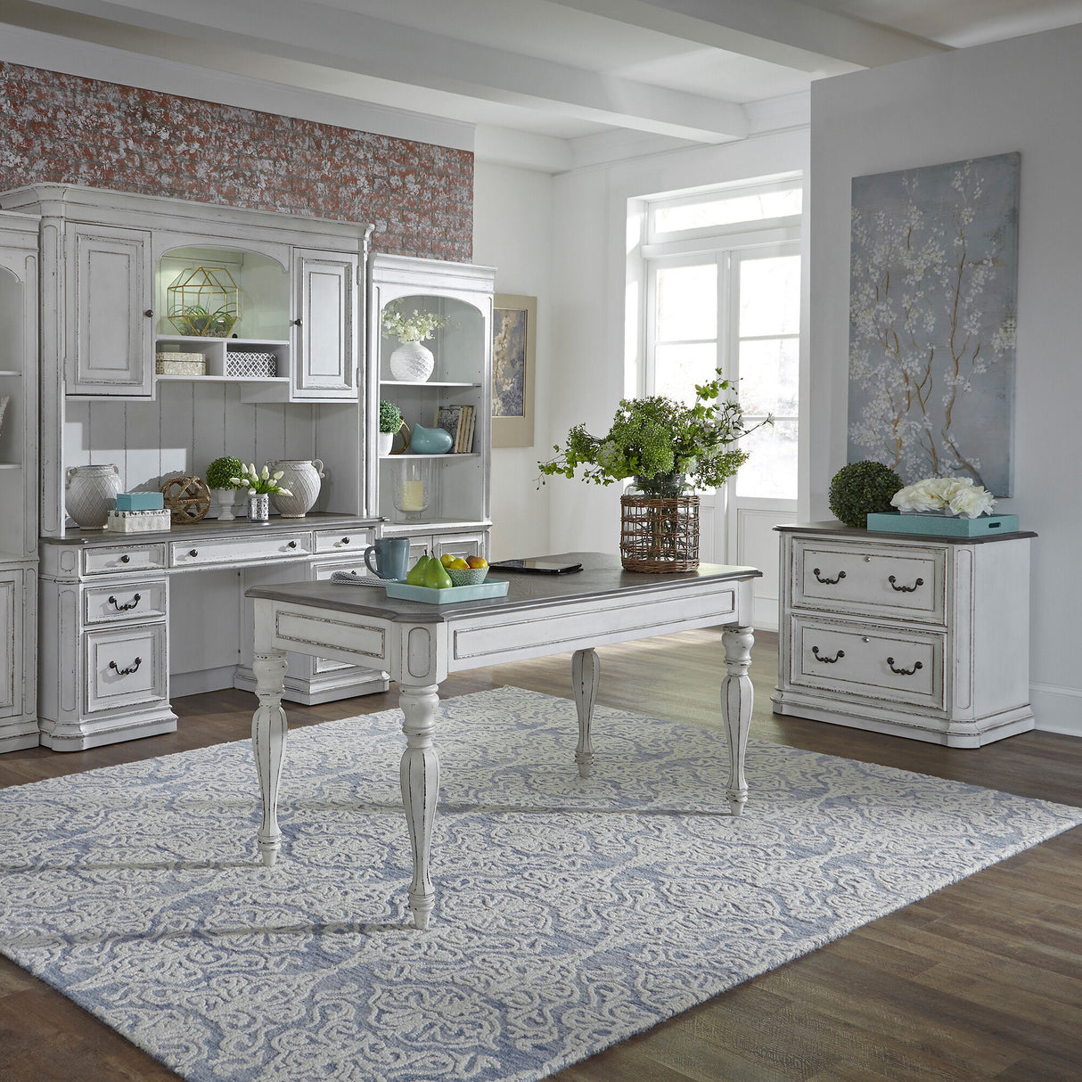 Magnolia Manor Lateral File - QK1038672_LIBF_LF1_RM