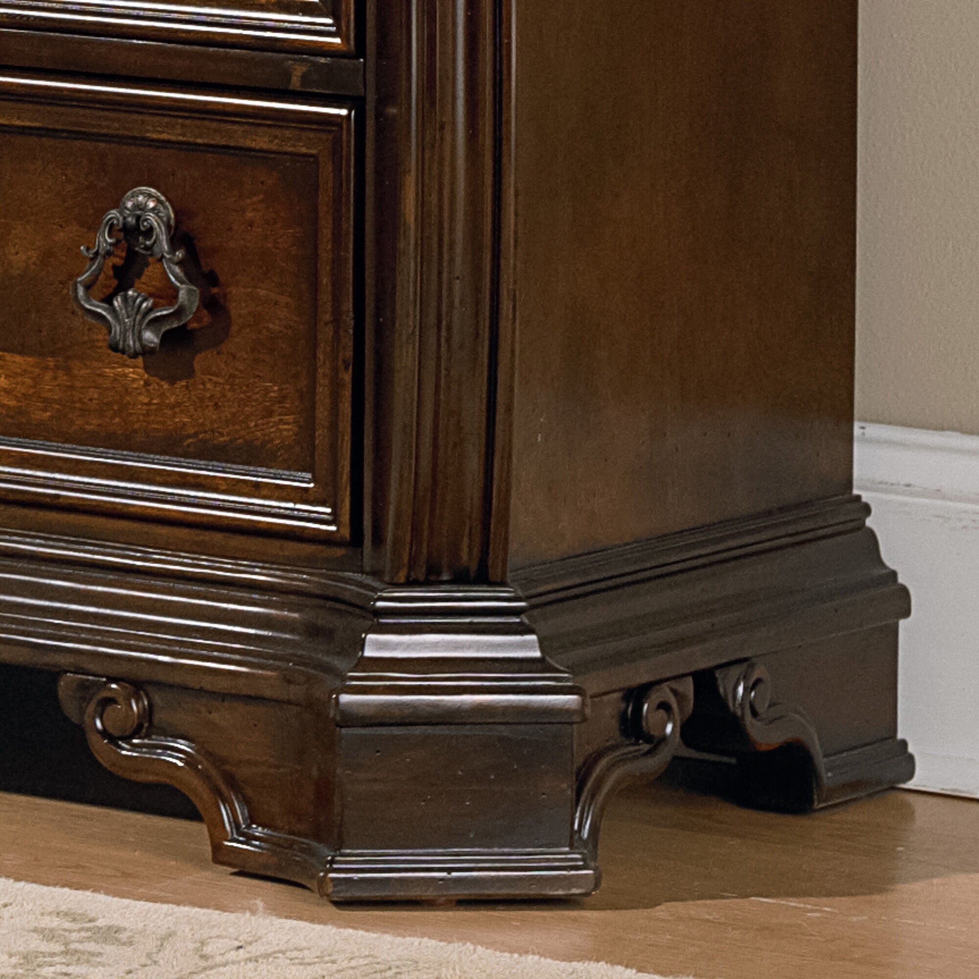 Arbor Place 6 Drawer Chest – Slumberland