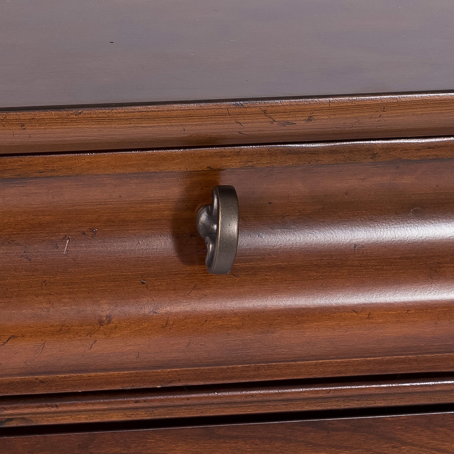 Rustic Traditions 8 Drawer Dresser - QK1043409_LIBF_SW1_SW