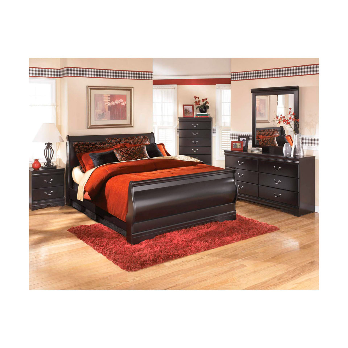 Huey Vineyard Sleigh Bed - QK1053635_ASHL_LF1_RM