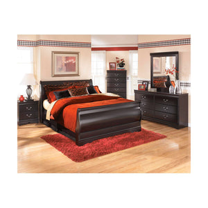 Huey Vineyard Sleigh Bed - QK1053635_ASHL_LF1_RM