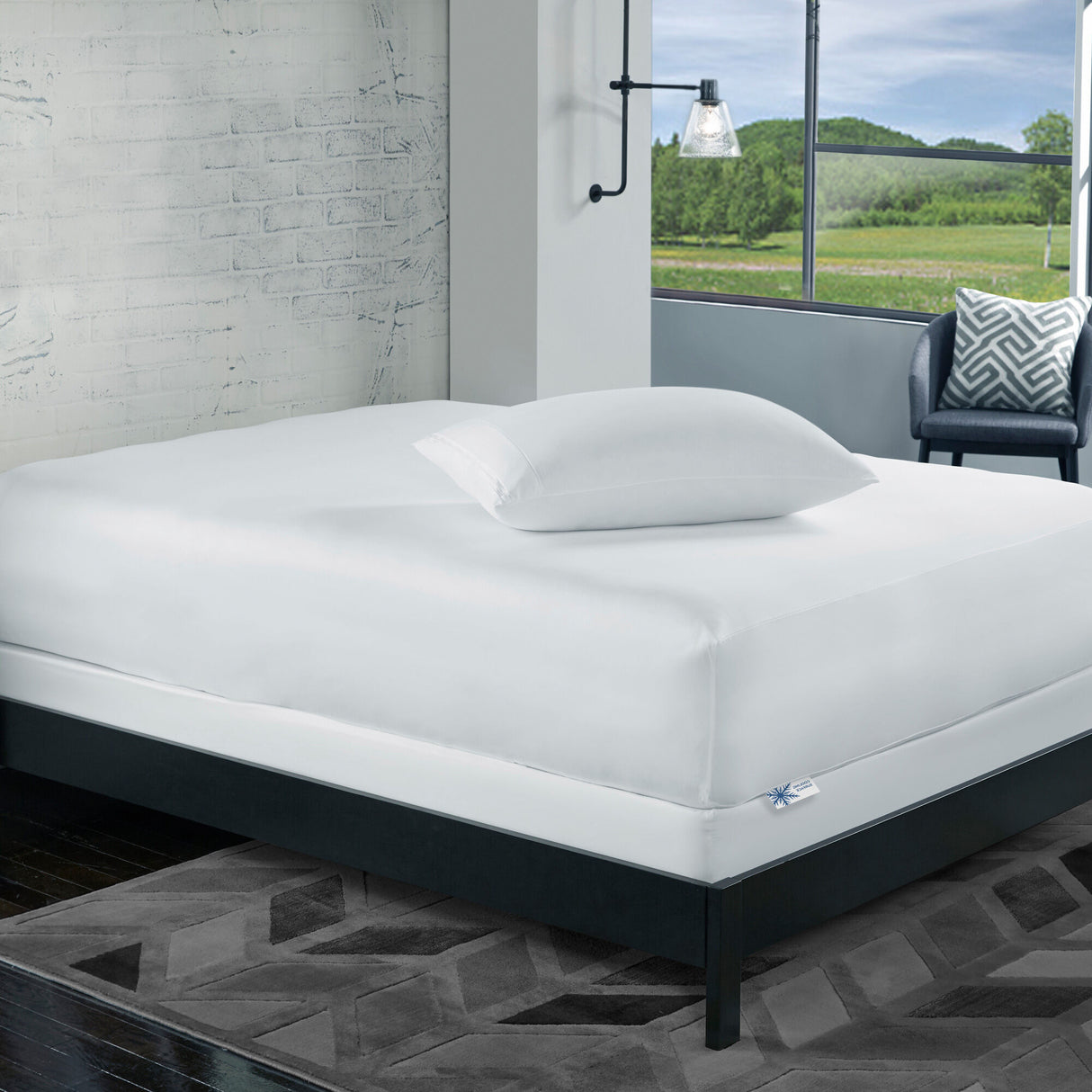 ReversaTemp Pillow Protector - QK1054647_PURE_LF1_RM