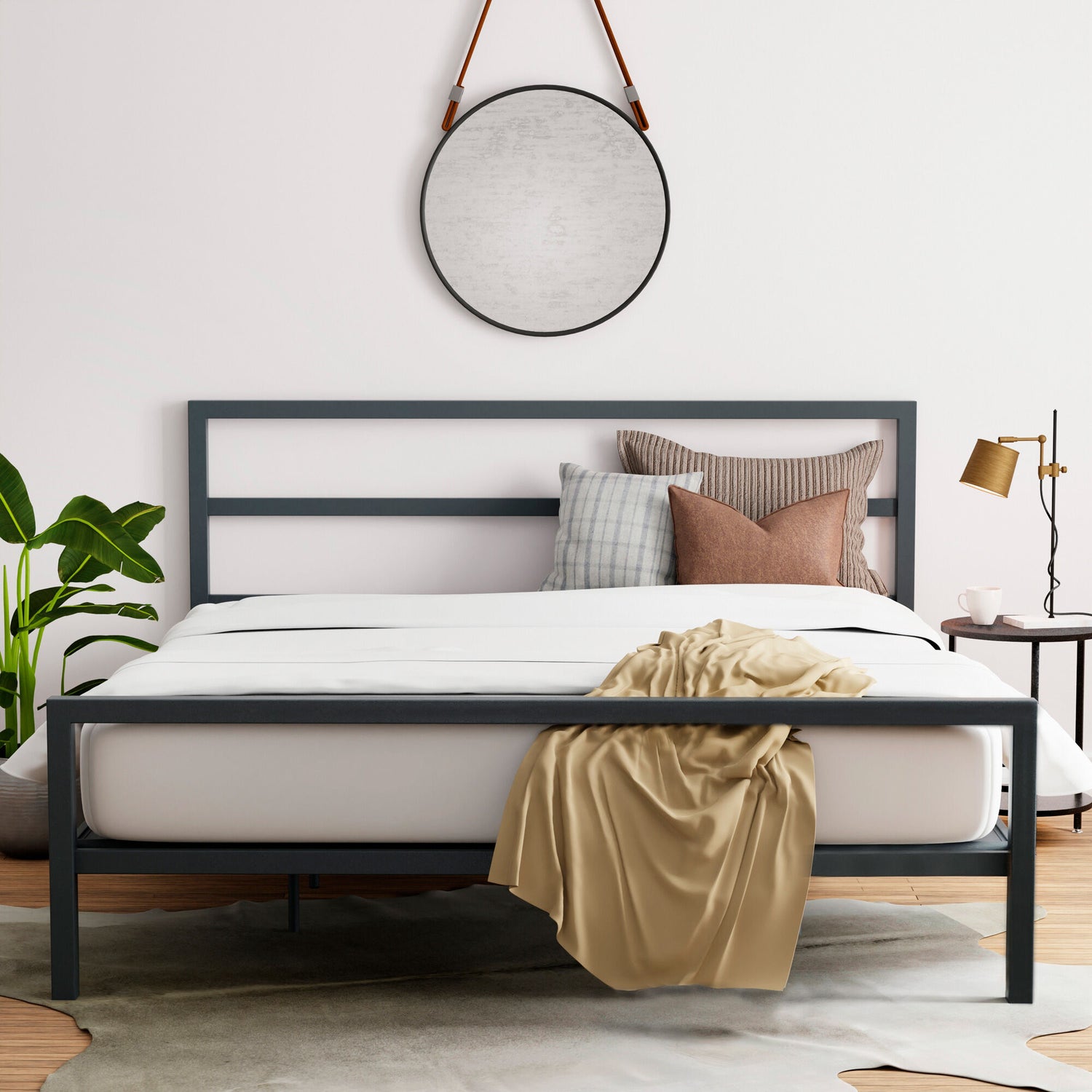 Alastair Metal Platform Bed - QK1055042_HIBE_LF1_RM