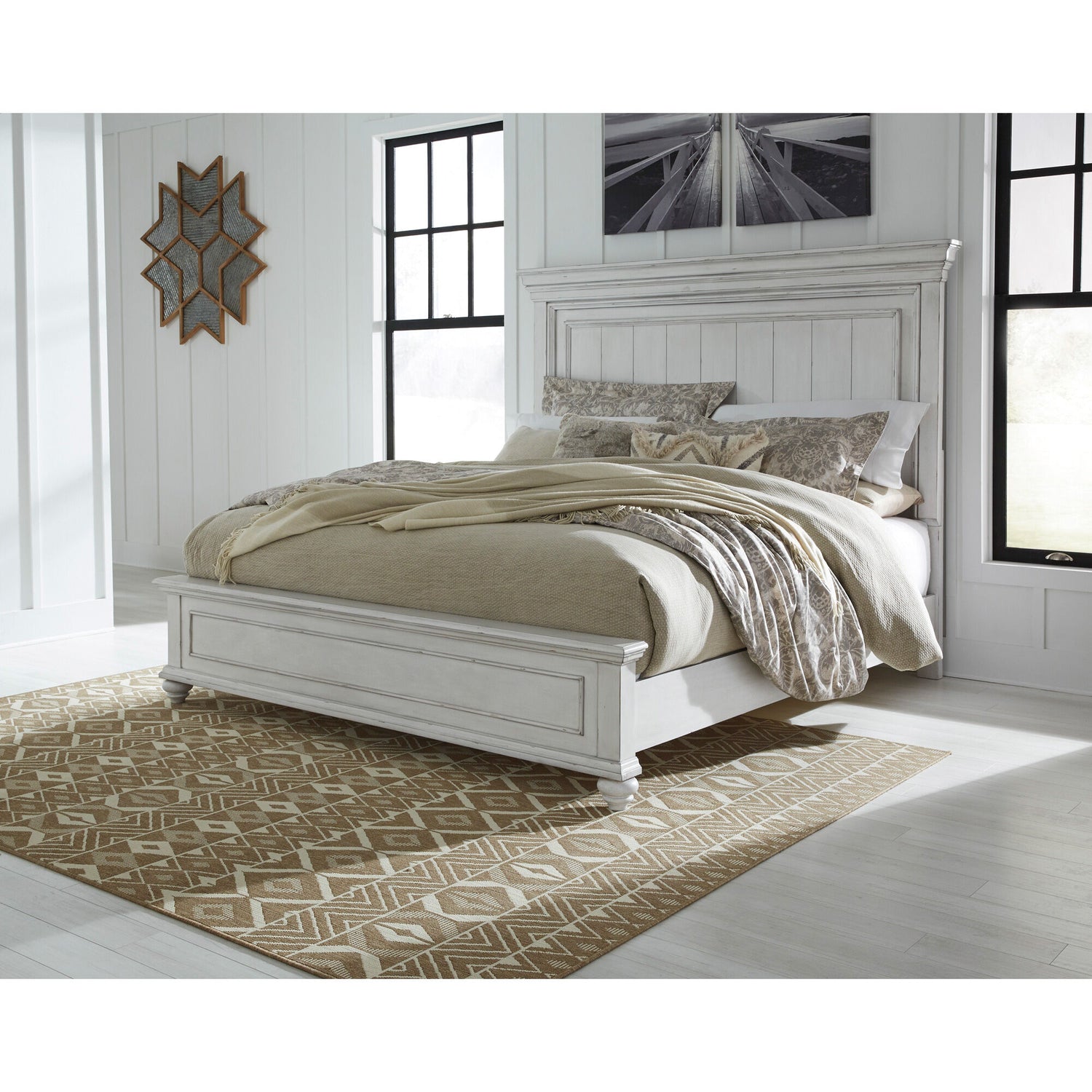 Kanwyn Panel Bed - QK1057267_ASHL_LF1_RM