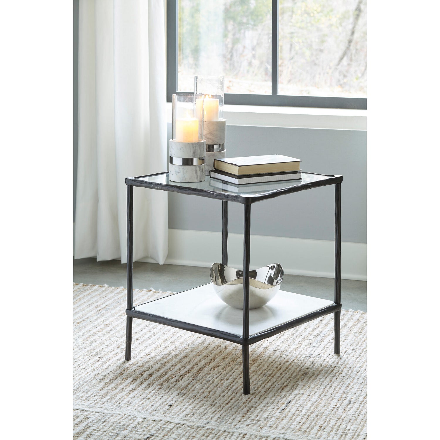 Ryandale Side Table - QK1059626_ASHL_LF1_RM