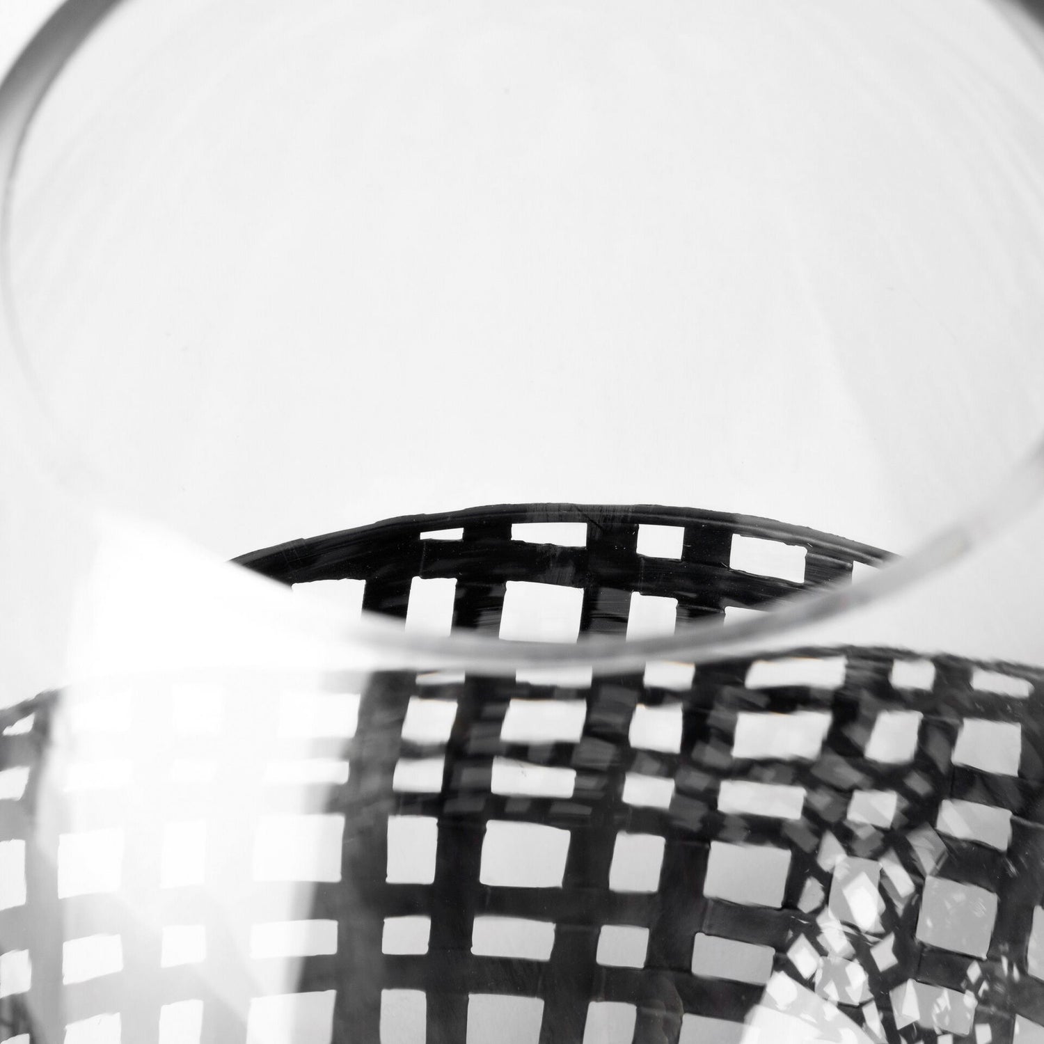 Reena Large Candle Holder - QK1060971_MEFD_IS1_OL