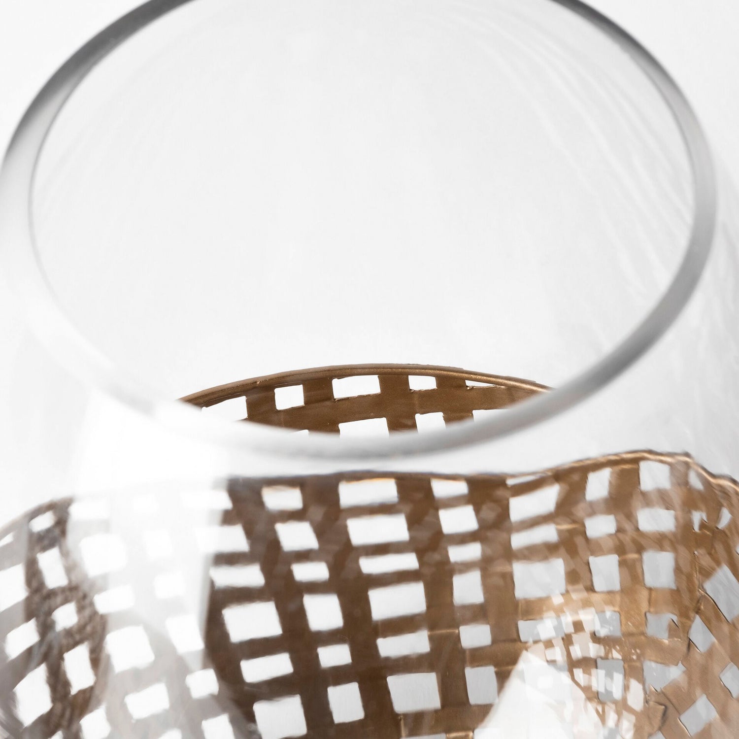 Reena Large Candle Holder - QK1060972_MEFD_IS2_OL