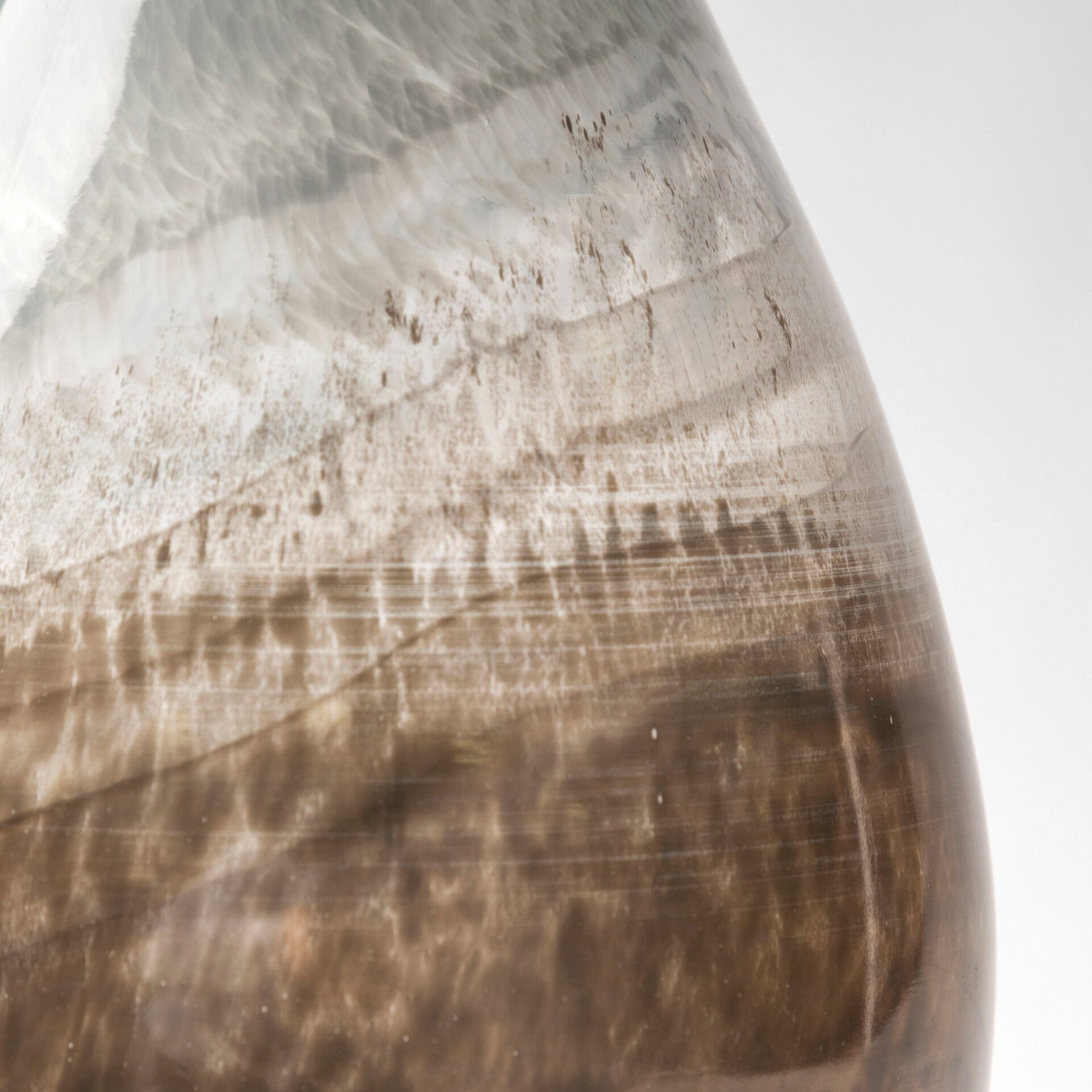 Erie Large Vase - QK1060977_MEFD_IS1_OL