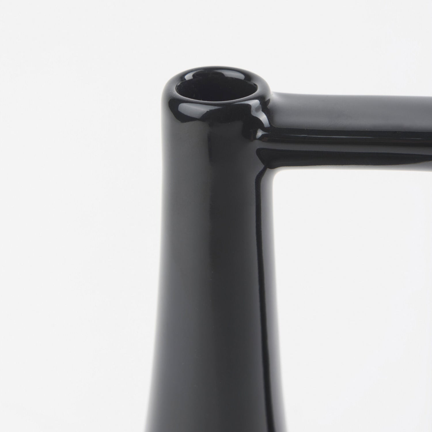 Burton Medium Jug Vase - QK1060980_MEFD_SW1_SW