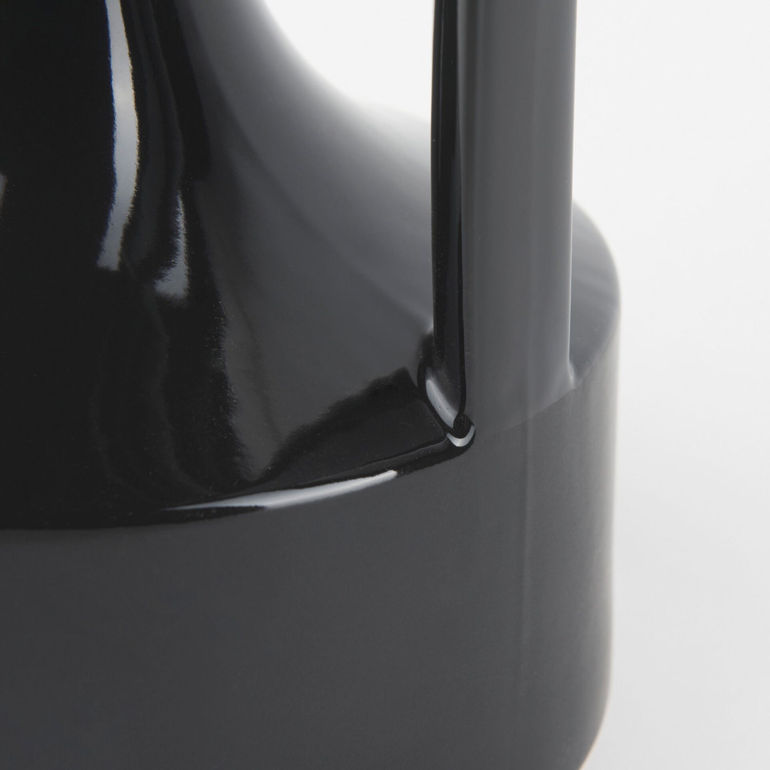 Burton Large Jug Vase - QK1060982_MEFD_IS2_OL