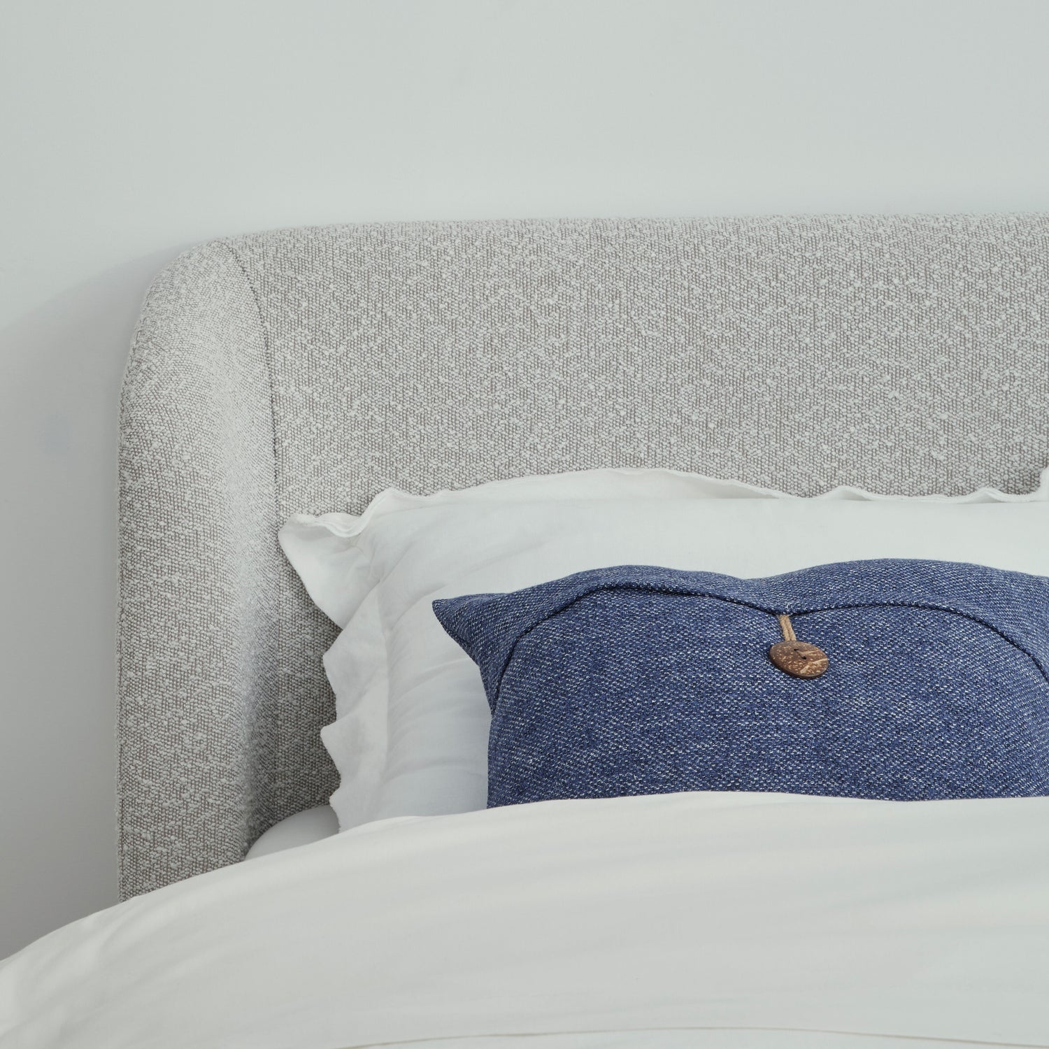 Kiki Upholstered Bed - QK1061019_MODU_SW1_SW