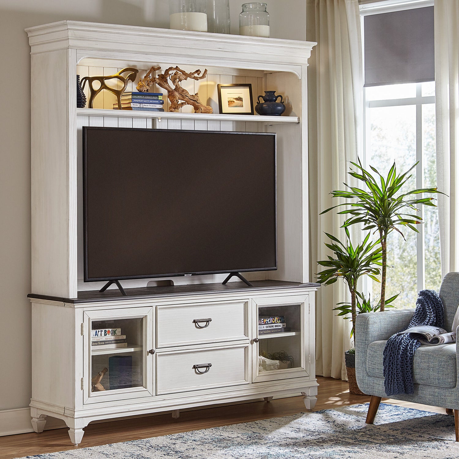 Allyson Park Entertainment Center - QK1061377_LIBF_PRI_OL