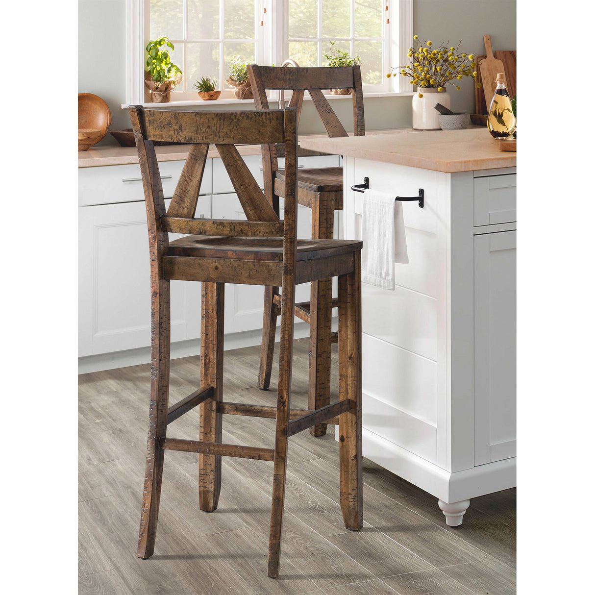 Finn Bar Stool - QK1065676_ELEM_LF1_RM