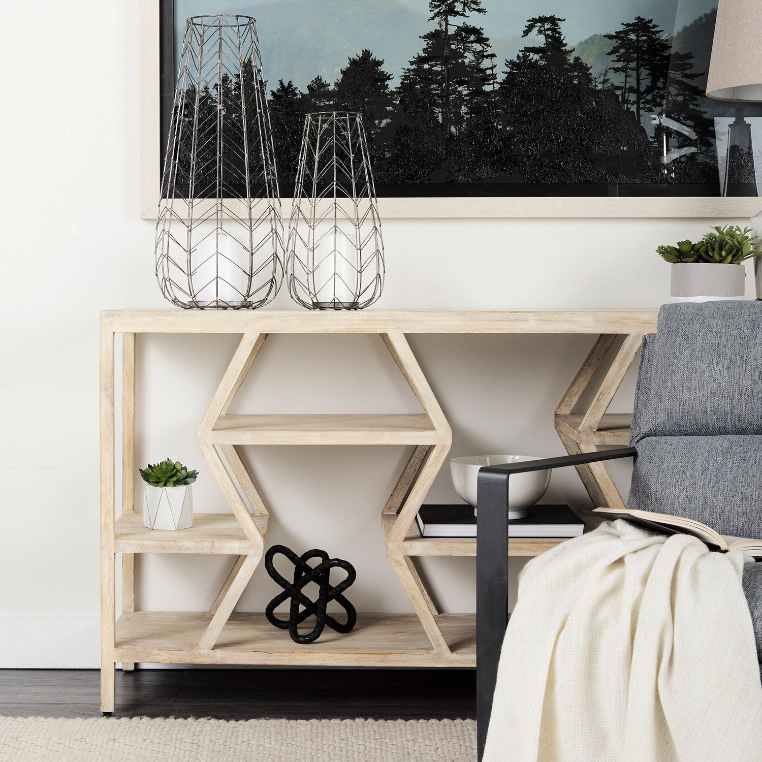 Petiole Large Candleholder - QK1066728_MEFD_LF1_RM