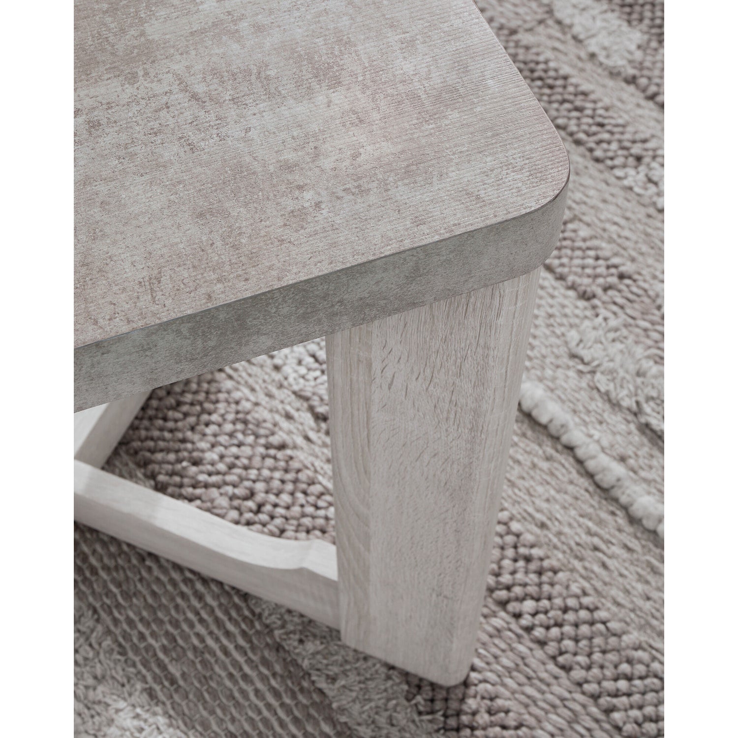 Garnilly Set of 3 Occasional Tables - QK1083530_ASHL_IS1_OL