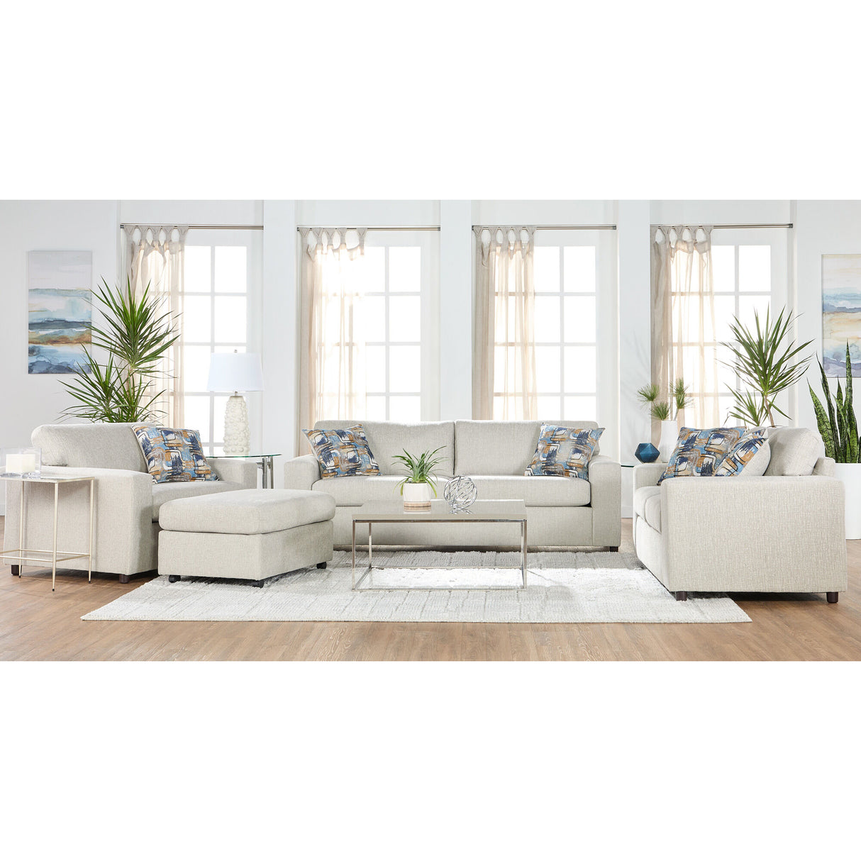 Gio Chair - QK1087770_HUGH_LF1_RM
