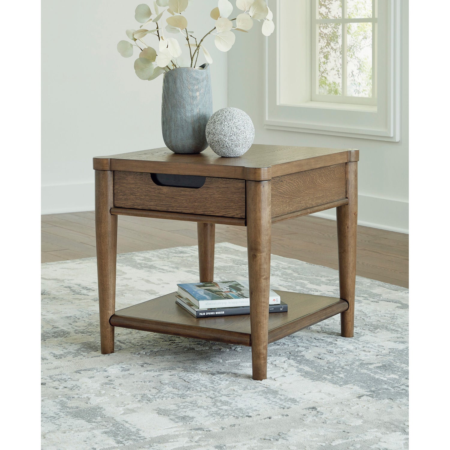 Roanhowe End Table - QK1087960_ASHL_LF1_RM