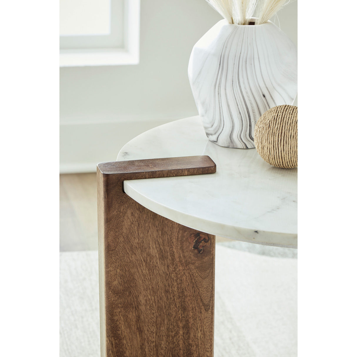Isanti Round Coffee Table - QK1087966_ASHL_IS1_OL