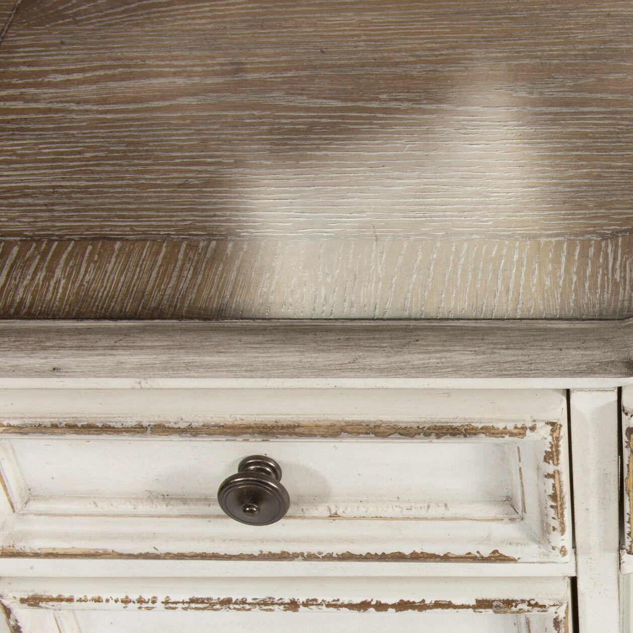 Magnolia Manor Vanity Desk – Slumberland