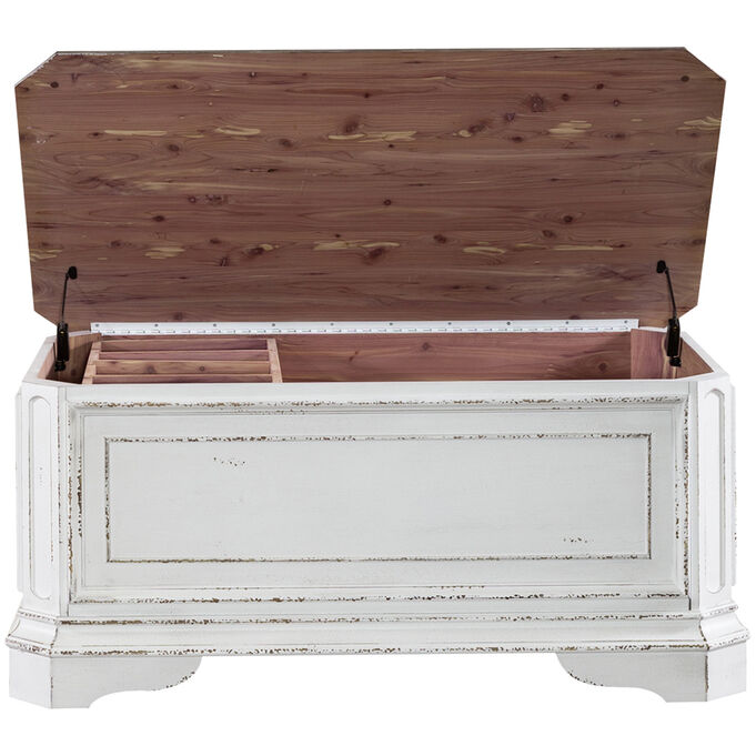 Liberty Furniture | Magnolia Manor Antique White Storage Trunk