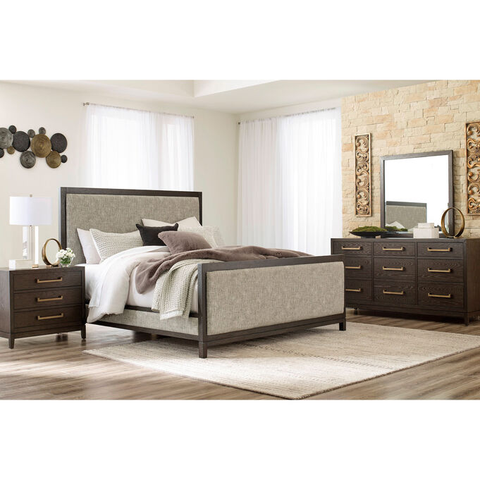 Burkhaus Brown Queen Upholstered Panel 4 Piece Room Group