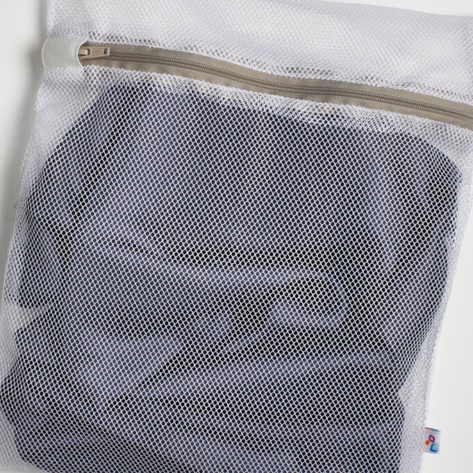 Purecare , PureSilk White Pillowcase Wash Bag