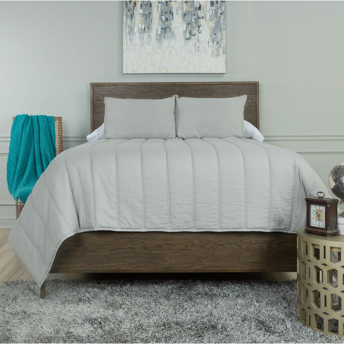 Rizzy Home , Blackberry Grove Gray King Quilt And Shams